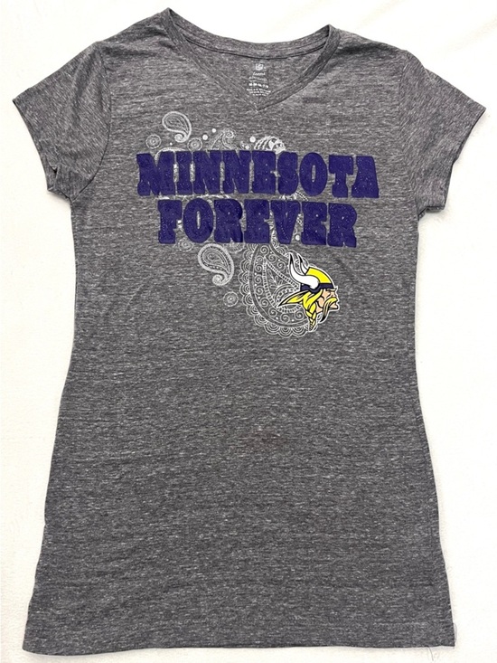 NFL Other - Minnesota Vikings “Minnesota Forever” Gray Purple V-Neck Youth Teen Tee T-Shirt